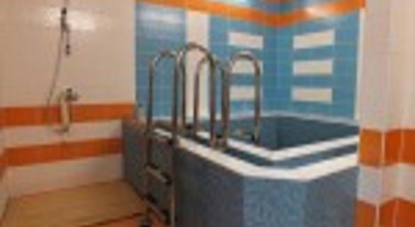 Гостиница Визит Крестовый